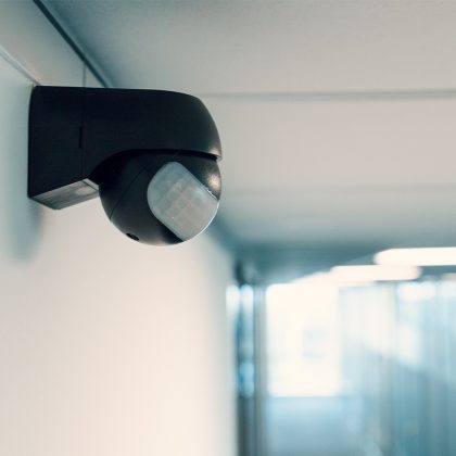 HOFTRONIC™ PIR bewegingssensor met schemerschakelaar 180° bereik 12 meter Maximaal 400 Watt opbouw kleur zwart IP44