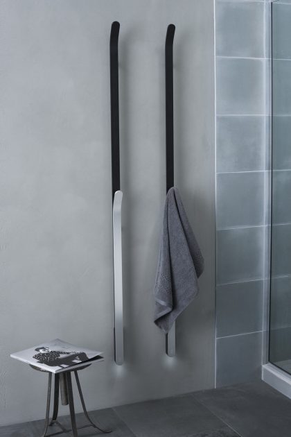 Instamat Arc, elektrische handdoekwarmer Soft zwart / Geborsteld