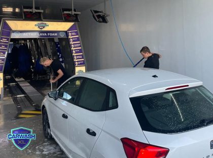 Carwash XL Coevorden Wasbeurt bij Carwash XL Coevorden