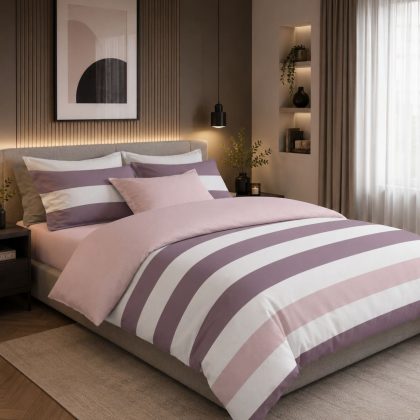 The One Bedding The One Dekbedovertrek Stripe Plum / Mauve-200x220cm