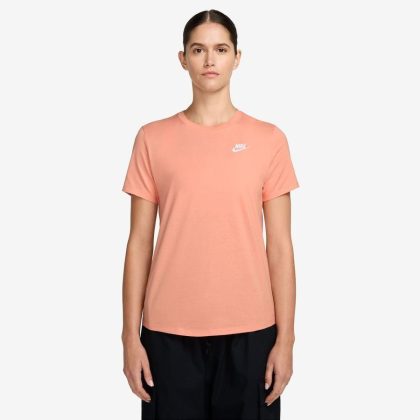 Nike T-shirt NSW Club - Abrikozenagaat Dames