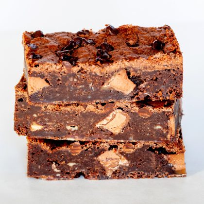 Brownies.nl Choco Karamel Brownie Box - 6 Brownies Per Post - Brievenbus Pakket - Brownie Box - Chocolade karamel - Karamel Fudge - Pure chocolade - Cadeau