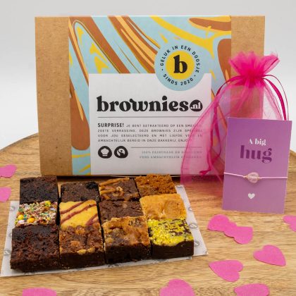 Brownies.nl Rozenkwarts Hart Armband - 12 Brownie Smaken - Brownies Per Post - Brownie Box - UCHU - A Big Hug - Edelsteen - Brievenbuscadeau - Rozenkwarts Hartje