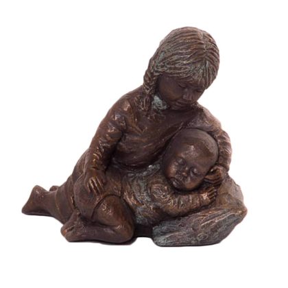 Tenax Beeld Meisje met slapende baby