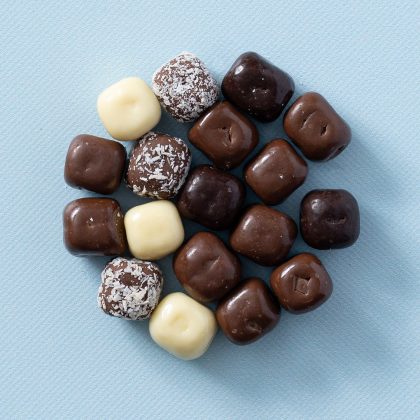 De Notenshop Chocolade kokosblokjes 5 kg doos