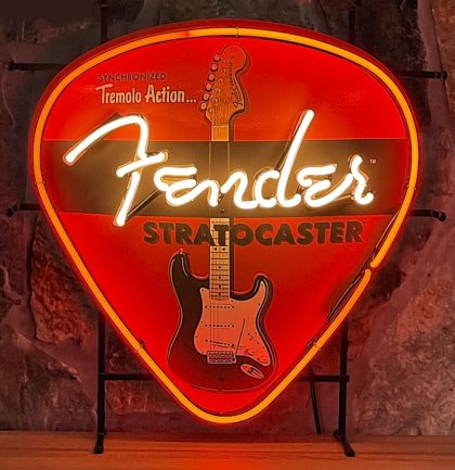 Fender “Guitar Pick” Neon Verlichting 60 x 62 cm Rood/Wit