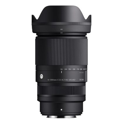 Sigma 16-300mm f/3.5-6.7 DC OS (C) Fuji X-Mount