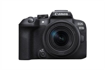 Canon EOS R10 + RF-S 18-150mm IS STM Zwart