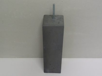 Intergard Betonpoer hoog model met facetrand 170x170mm